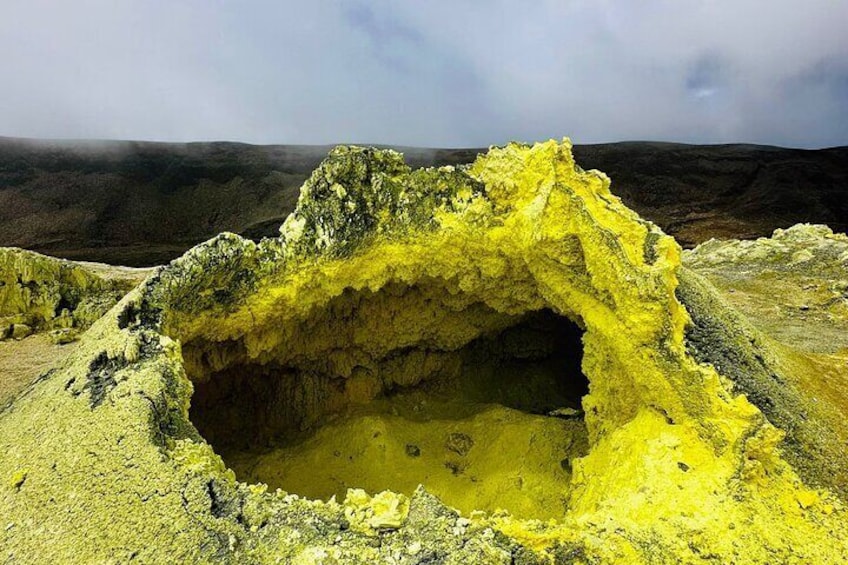 Half Day Hiking Tour in Isabela Island Sulfur Mine
