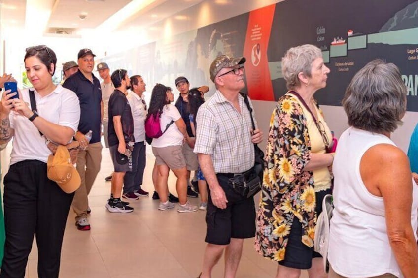 Miraflores visitor center
exhibition room 