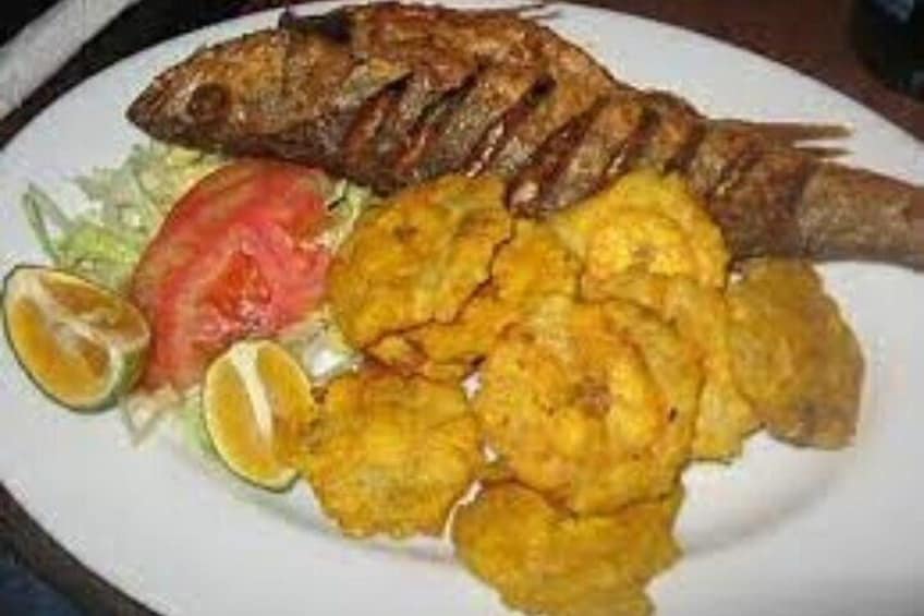 fried fish with fried plantain 