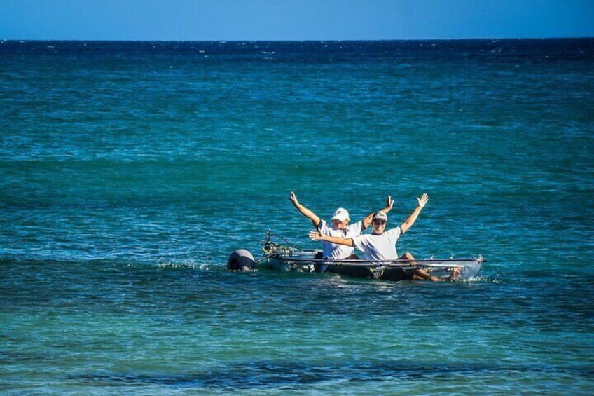 Transparent Electric Kayaks with Guide