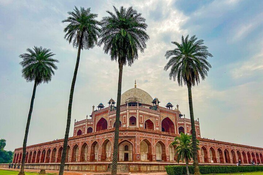 The Best of Old and New Delhi: Full-Day Private Exploration