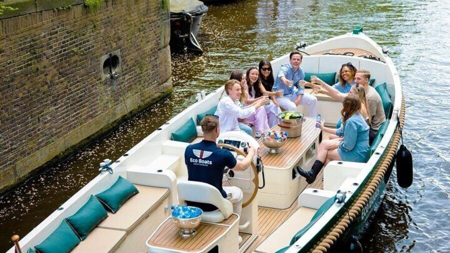 Amsterdam's Newest Canal Cruise departing from Prinsengracht