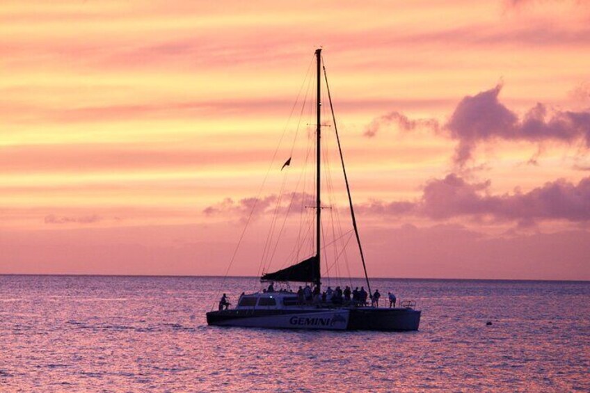 Private Charter Sunset Sail off Ka'anapali Beach