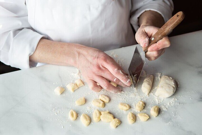 Create Tagliatelle, Gnocchi and Panna Cotta in Florence