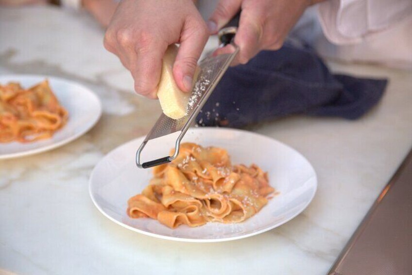 Traditional Pasta Making Class in Florence