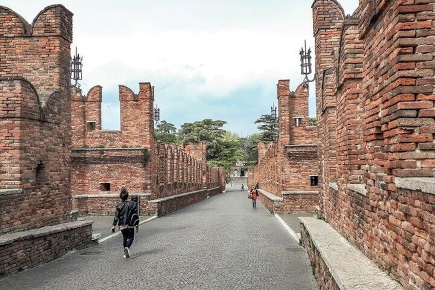 Half Day Audio Guided Tour in Verona