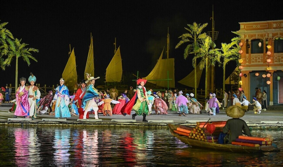 Hoi An: Memories Show Ticket with Free Foot Massage