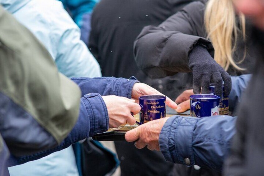 The Christkindlesmarkt Guided Tour in Nuremberg Incl. Snacks