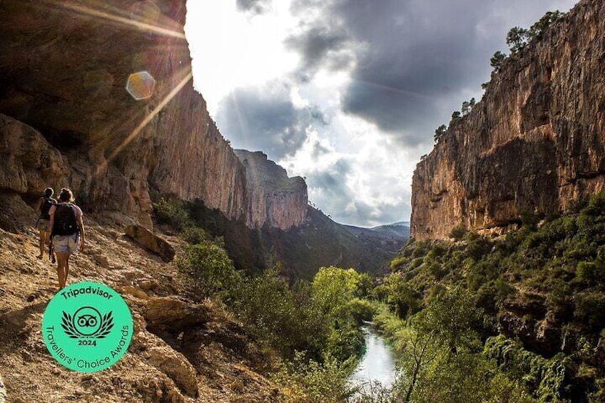 Walking the Famous Hanging Bridges of Chulilla - OFFICIAL GUIDE