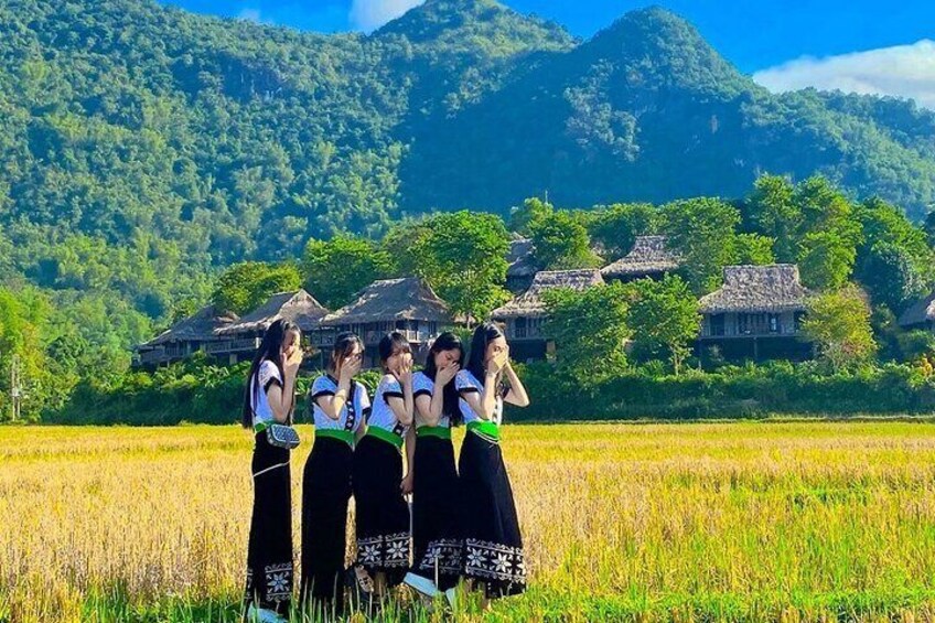 Mai Chau Full Day Group Tour