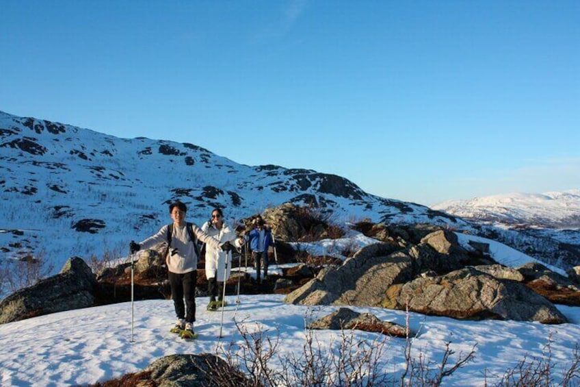 Ice Fishing Experience and Snowshoe Hike with Local