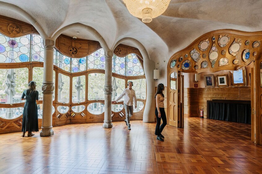 Casa Batlló First Access VIP Tour With Breakfast