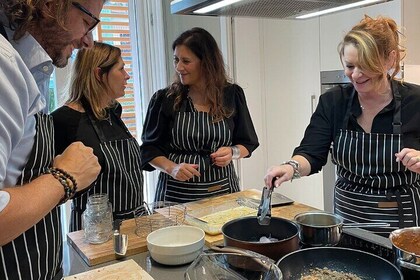 Pasta and Tiramisu Cooking Class With Local Chef in Milan