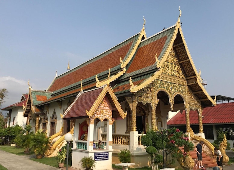 Picture 5 for Activity Chiang Mai Top Temples & Handicraft Center Private Day Tour