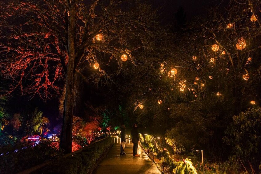 Christmas at Victoria & Butchart Gardens 