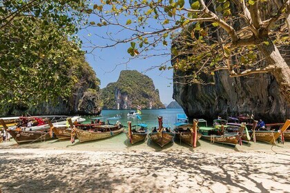 Koh Hong Tour by Private Longtail Boat from Koh Yao Yai