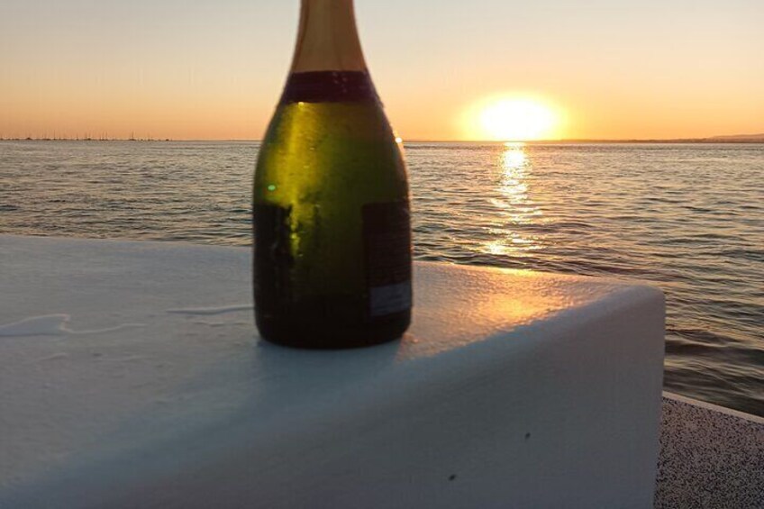 Private Sunset Boat Tour with Tapas and Drinks in Olhão