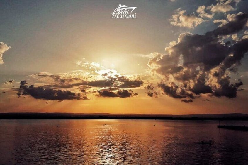 Sunset Boat Tour in Syracuse