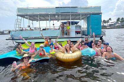 Crucero privado de fiesta en pontones de dos pisos en Fort Lauderdale