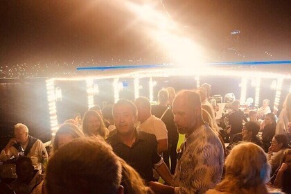 Dubai New Year 2026 Eve: Burj Khalifa Fireworks & Dhow Cruise