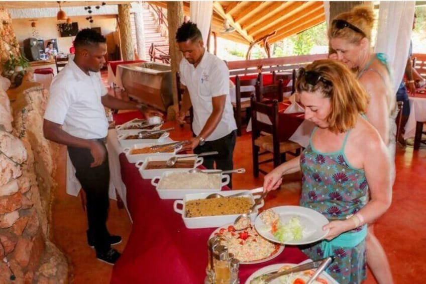 Excursion to Los Haitises and Redonda Mountain