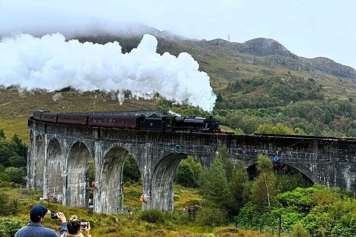 Glenfinnan, Glencoe and Scottish Highlands Day Tour