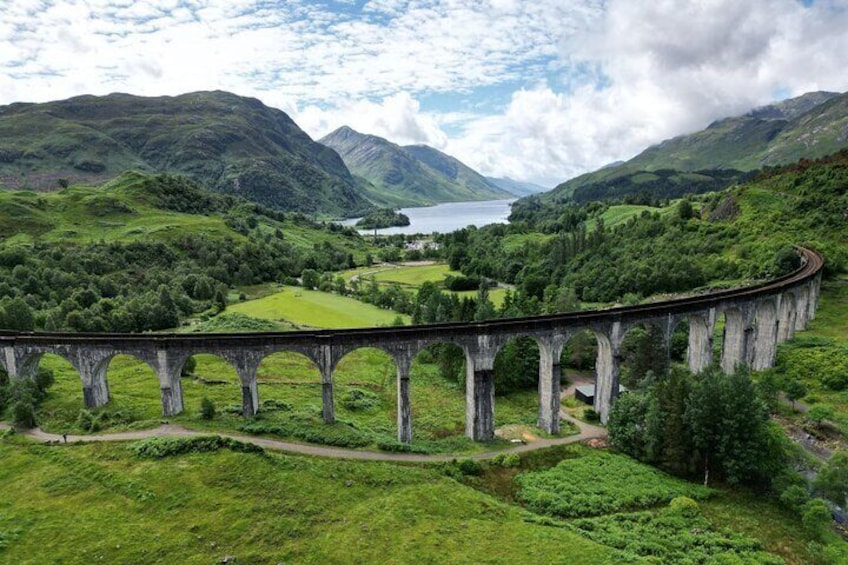 Glenfinnan, Glencoe and Scottish Highlands Day Tour