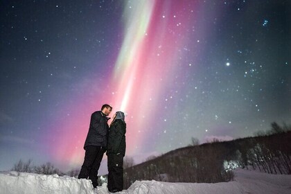 スモールオーロラツアーMax8ゲストPROカメラマ ン付き