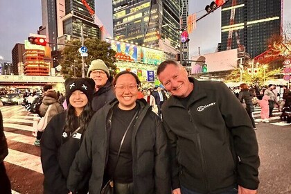 Unleash your Soul in Roppongi Food Tour with your Master Guide