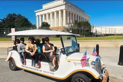 DC: Monuments & National Mall Guided Tour by Vintage Cart