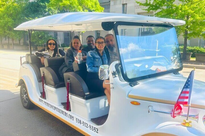 DC’s Monuments & American History Guided Tour by Electric Cart