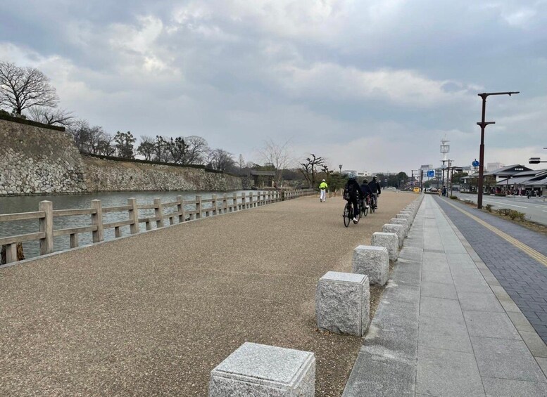 Picture 5 for Activity Himeji: E-Bike Tour of the Old Town and Himeji Castle