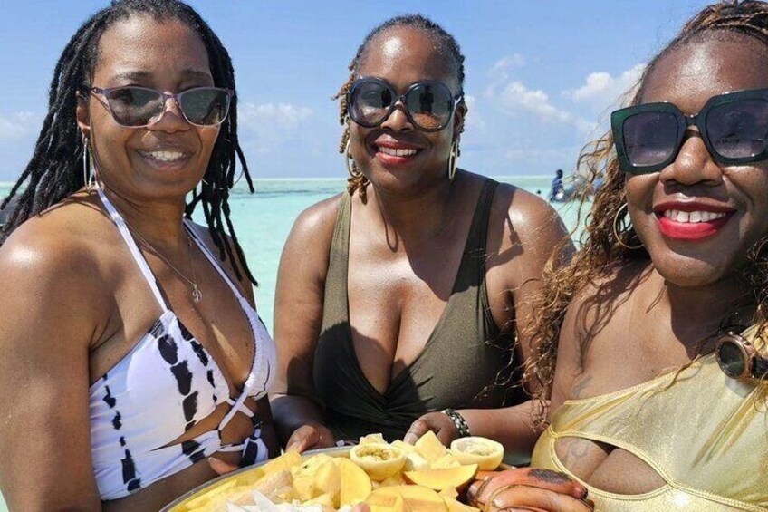 Mnemba Private Snorkeling Experience