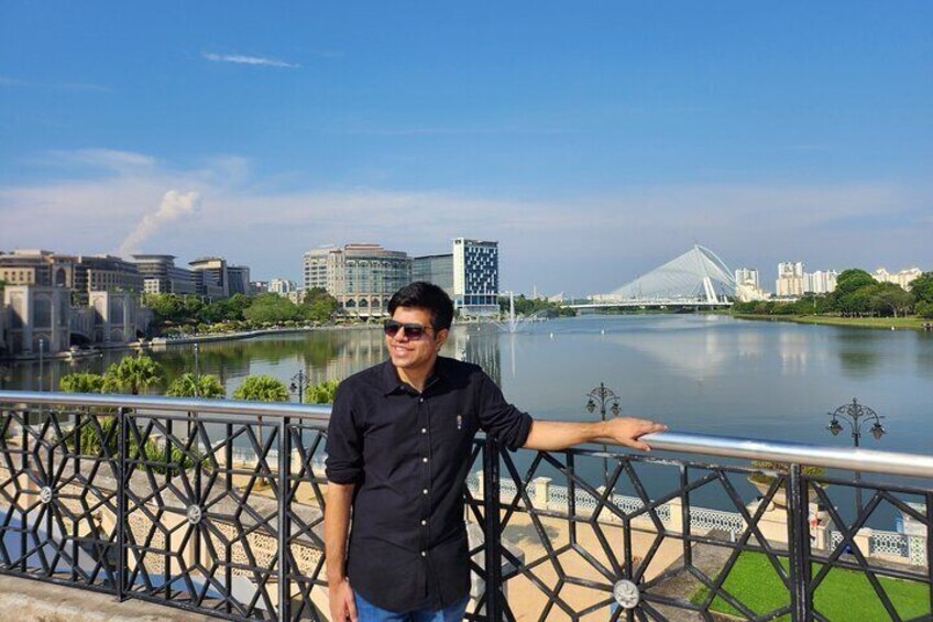 Putrajaya Private Tour with Guide