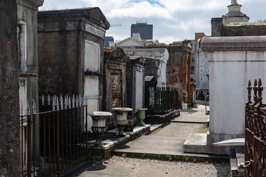 New Orleans Burial Traditions St Louis Cemetery No.3 Audio Guide