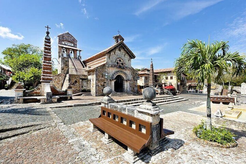 Catalina Island and Altos de Chavón Tour