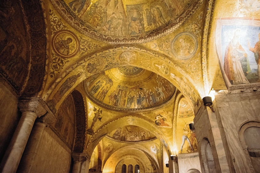 Exclusive Alone In St. Mark's Basilica After Hours