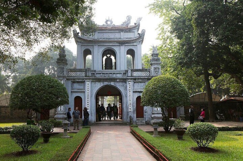 Hanoi City Private Excursion from Halong Cruise Port