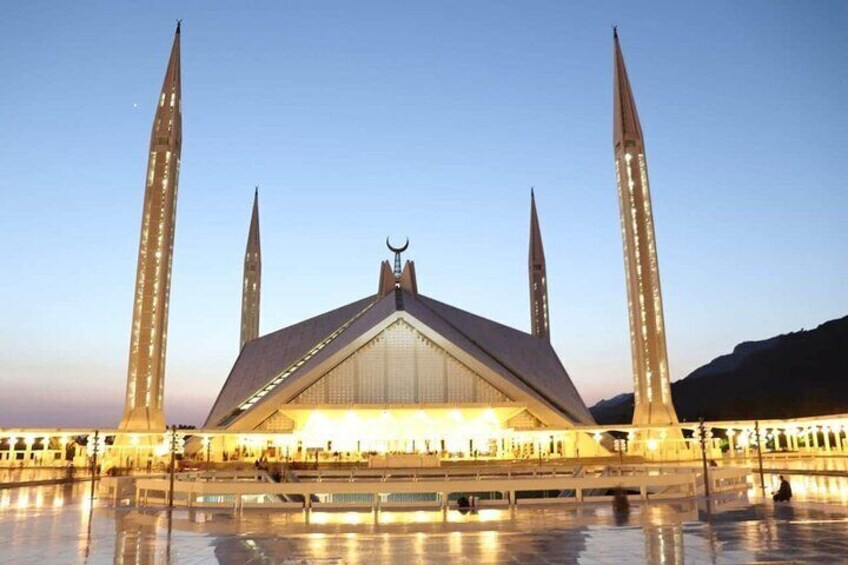 Islamabad and Rawalpindi Sightseeing Tour