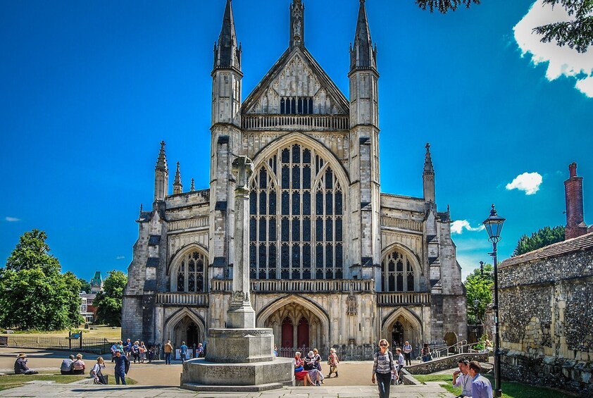 Windsor, Stonehenge Winchester Tour Private includes entry passes