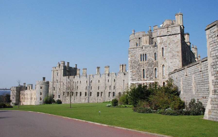 Windsor, Stonehenge Winchester Tour Private includes entry passes