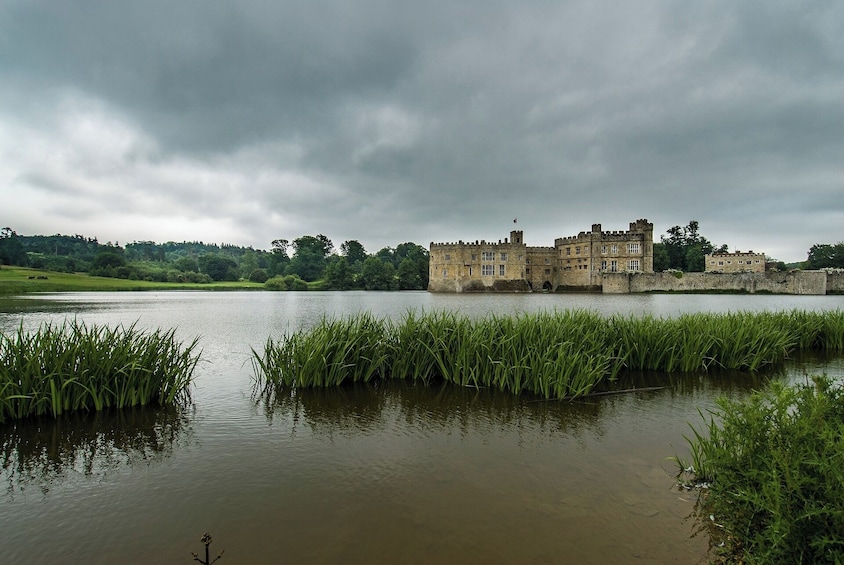 Kent Garden of England in Private Vehicle Tour including Passes