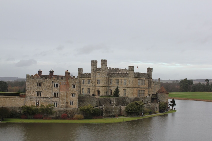 Kent Garden of England in Private Vehicle Tour including Passes