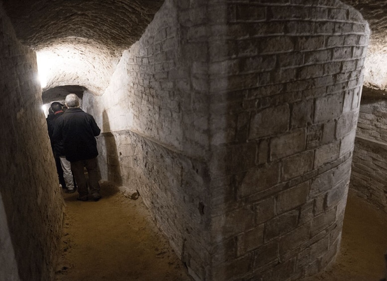 Picture 1 for Activity Tortosa: Air Raid Shelter No. 4 and Civil War Spaces Tour