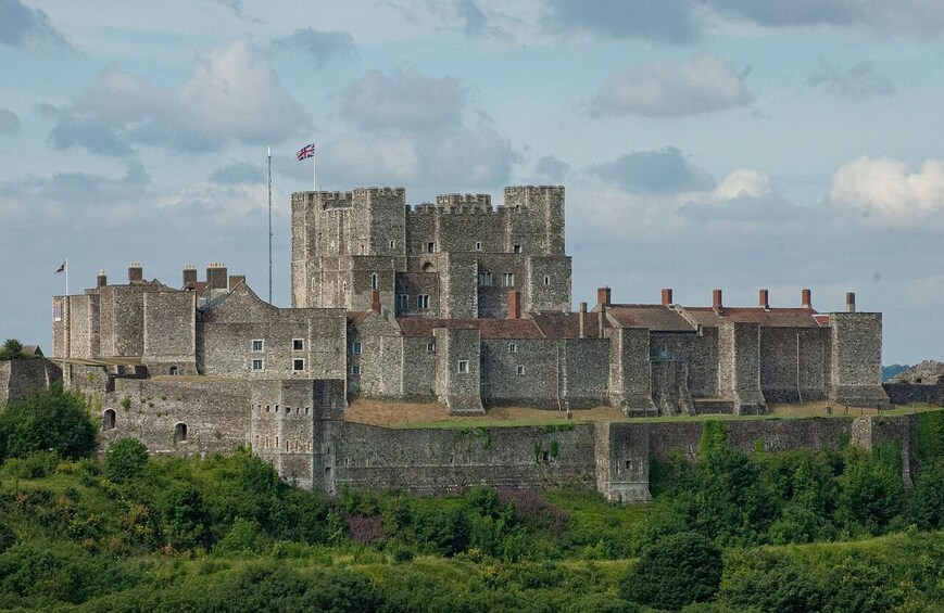 Canterbury Dover Castle and White Cliff Private Tour with Passes