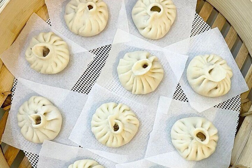 making organic xiao long bao