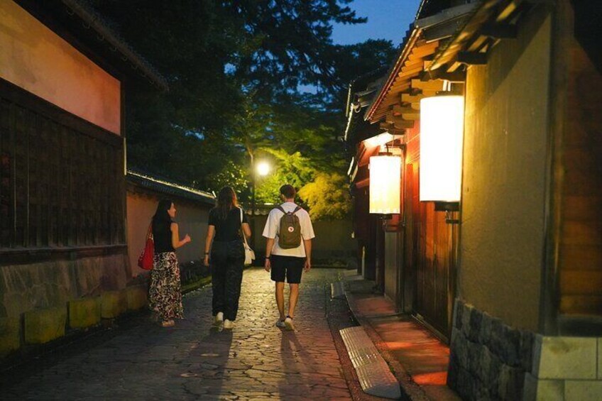 Kanazawa Night Foodie Tour