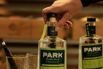 Blend Your Own Gin Experience in Banff