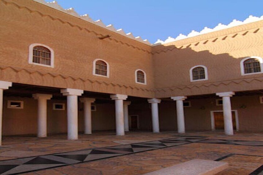 Riyadh Half Day Private Historical Tour with Guide