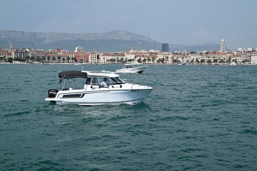 Rent Motor Boat Merry Fisher 695 from Split